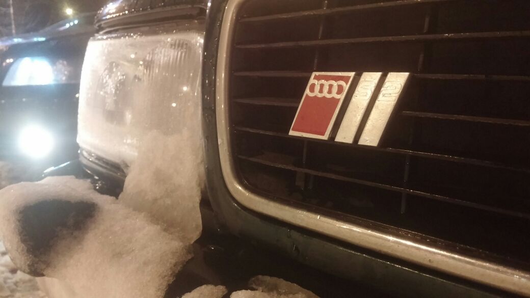 Audi quattro attēls